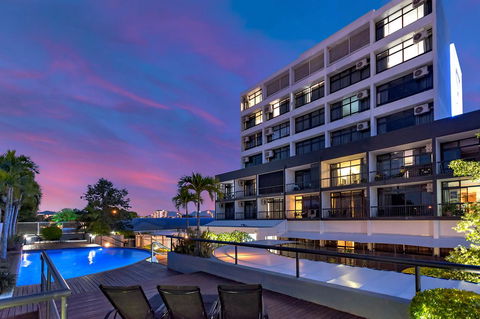 Sunshine Tower Hotel - Northern Rivers Accommodation 3
