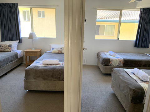 Coolum Beach Getaway Resort - Northern Rivers Accommodation 5