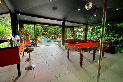 Misty Mountains Rainforest Retreat - Northern Rivers Accommodation 24