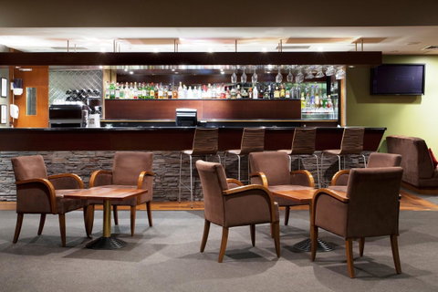DoubleTree By Hilton Cairns - Northern Rivers Accommodation 10