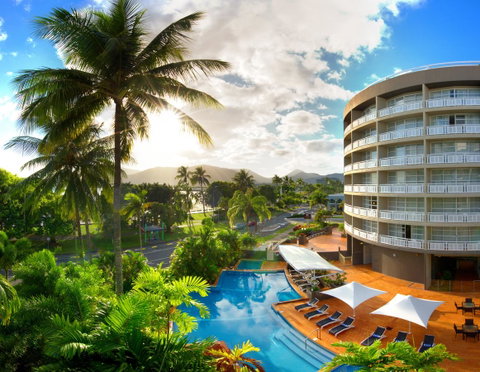DoubleTree By Hilton Cairns - Northern Rivers Accommodation 0