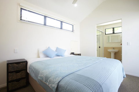 Beached On Magnetic - Northern Rivers Accommodation 11