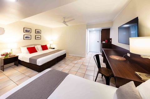 Hides Hotel - Northern Rivers Accommodation 7