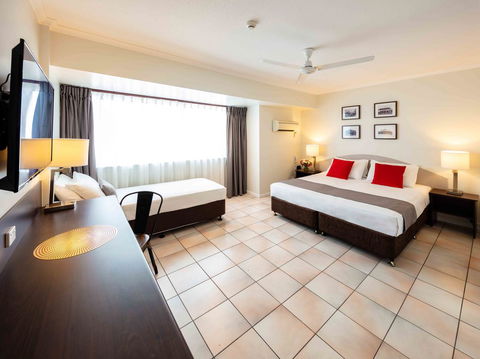 Hides Hotel - Northern Rivers Accommodation 1