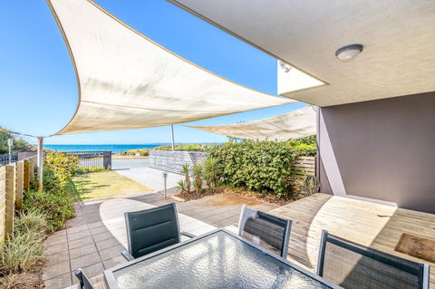 On The Beach Resort Bribie Island - Northern Rivers Accommodation 17
