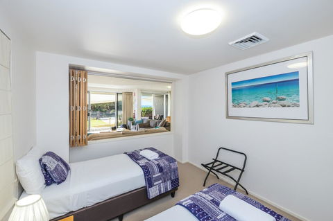 On The Beach Resort Bribie Island - Northern Rivers Accommodation 18