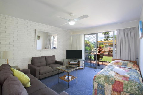 Regency Waterfront Noosa - Northern Rivers Accommodation 8