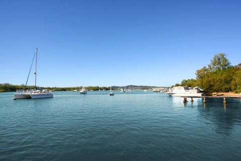 Regency Waterfront Noosa - Northern Rivers Accommodation 2