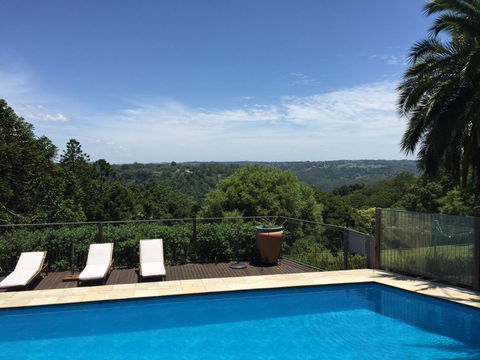 Montville Holiday Apartments - Northern Rivers Accommodation 18