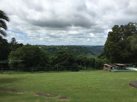Montville Holiday Apartments - Northern Rivers Accommodation 26