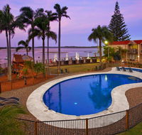 Waters Edge Port Macquarie - Northern Rivers Accommodation