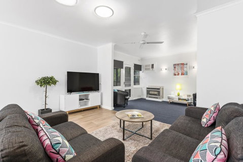Wattle Grove Villa - Northern Rivers Accommodation 3