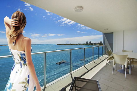 Waves Maroochy River - Northern Rivers Accommodation 0