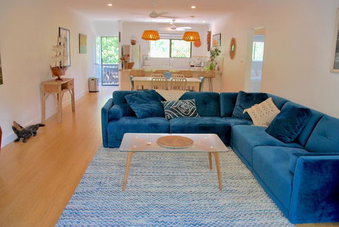 Wayfarer Apartment, In The Heart Of Port Douglas - Northern Rivers Accommodation 2