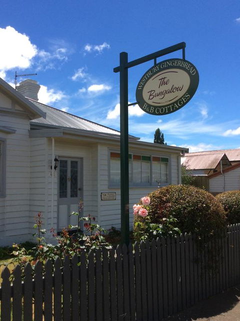 Westbury Gingerbread Cottages - Northern Rivers Accommodation 1