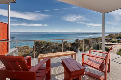 Whale Watcher 2 - Northern Rivers Accommodation 0