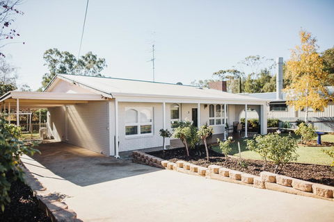 White On Wright Clare - Northern Rivers Accommodation 1