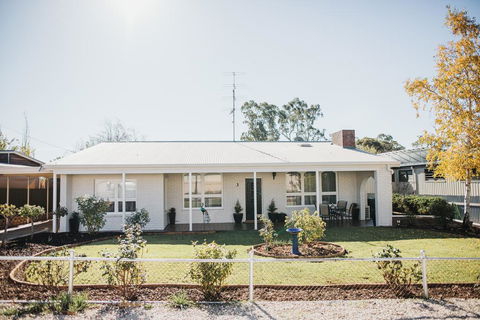 White On Wright Clare - Northern Rivers Accommodation 0