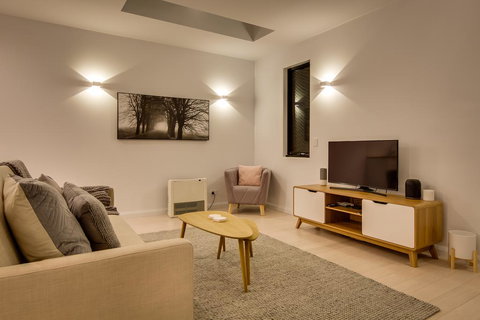 White Room Apartments - Northern Rivers Accommodation 2