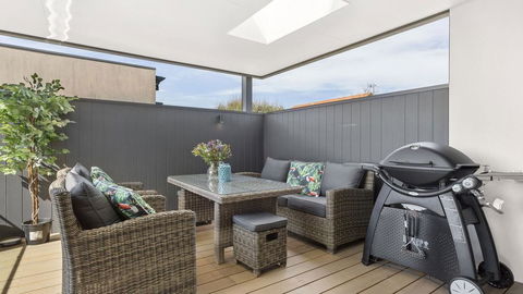 WHITEHAVEN - MORNINGTON - Northern Rivers Accommodation 2