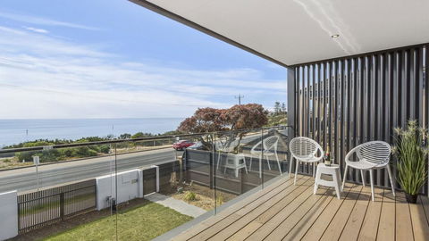 WHITEHAVEN - MORNINGTON - Northern Rivers Accommodation 0