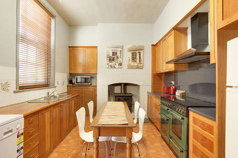 Whites Corner - Northern Rivers Accommodation 1