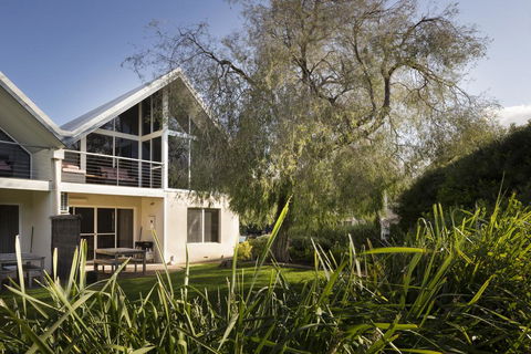 Whitesands - Northern Rivers Accommodation 0
