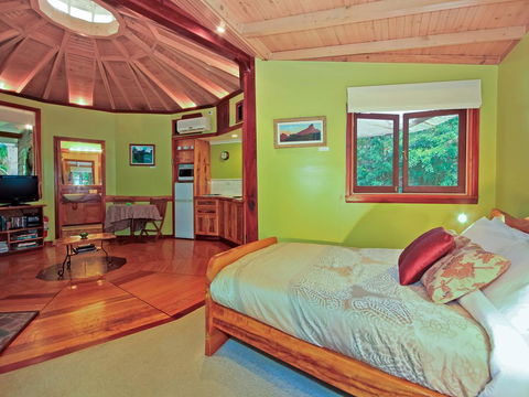 Wollumbin Palms Rainforest Retreat - Northern Rivers Accommodation 1