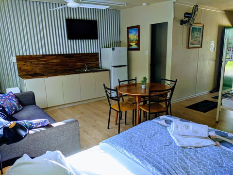 Woolshed Eco Lodge - Northern Rivers Accommodation 2