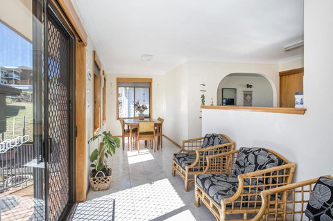 Wooroonga Crescent 9 Kioloa NSW 2539 - Northern Rivers Accommodation 2