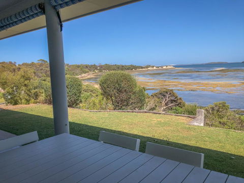 Wrightaway - Northern Rivers Accommodation 0