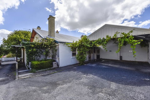 Wyatt Guest House - Northern Rivers Accommodation 1