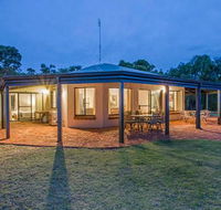 Yallingup Pet Friendly Bush Retreat - Northern Rivers Accommodation