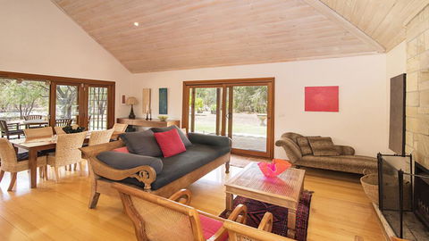 Yallingup Retreat - Northern Rivers Accommodation 3