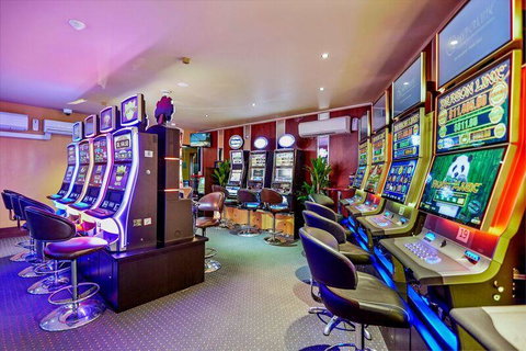 Yandina Hotel - Northern Rivers Accommodation 3