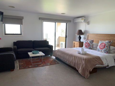 Yes Home - Northern Rivers Accommodation 0