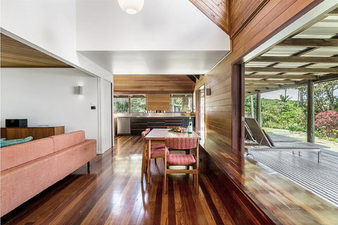 Your Luxury Escape - Cedar View - Northern Rivers Accommodation 1