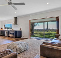 Your Luxury Escape - Paul's Farmhouse at Newrybar - Northern Rivers Accommodation