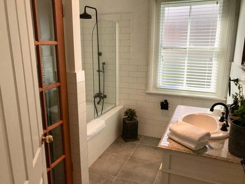 YSG The Edward Townhouse 153 - Walk To Town - Northern Rivers Accommodation 2