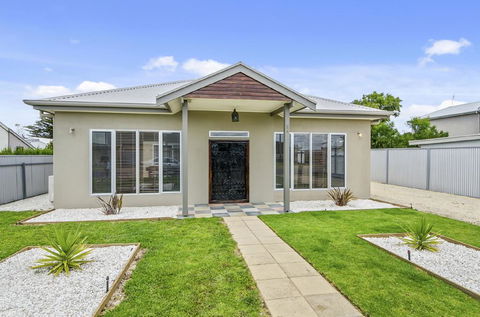 Zaahira House - Northern Rivers Accommodation 0