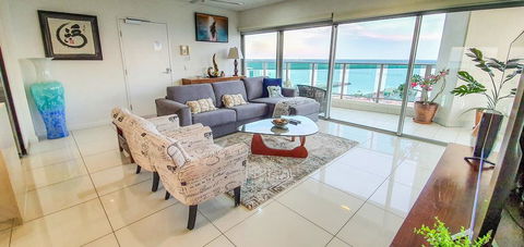 ZEN BY THE WATER - Darwin Premier Retreat - Northern Rivers Accommodation 0