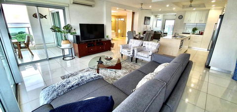 ZEN BY THE WATER - Darwin Premier Retreat - Northern Rivers Accommodation 1