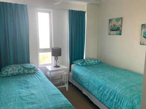 Breathtaking Views Over Currimundi Lake! - Northern Rivers Accommodation 2