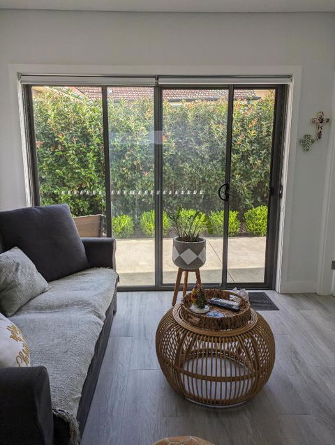 2 Bedroom Apartment With Garden Views In Sydney - Northern Rivers Accommodation 0