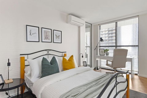 A 2BR Loft Near Melbourne Central FREE Parking - Northern Rivers Accommodation 0