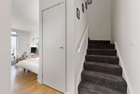 A 2BR Loft Near Melbourne Central FREE Parking - Northern Rivers Accommodation 3
