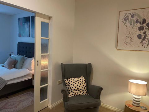 A City Oasis - Full Apartment With Balcony - Northern Rivers Accommodation 2