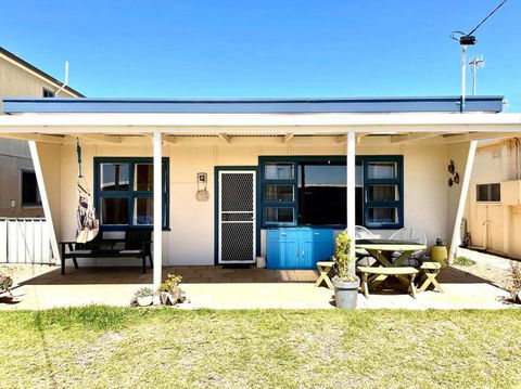 A Magic Shack - Relax, Recharge, Frolic & Fish - Northern Rivers Accommodation 0