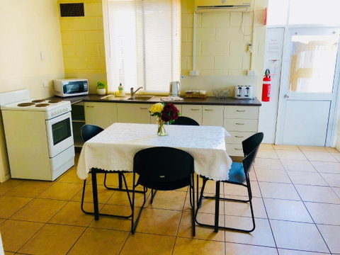 Accommodation @ Isa - Northern Rivers Accommodation 2