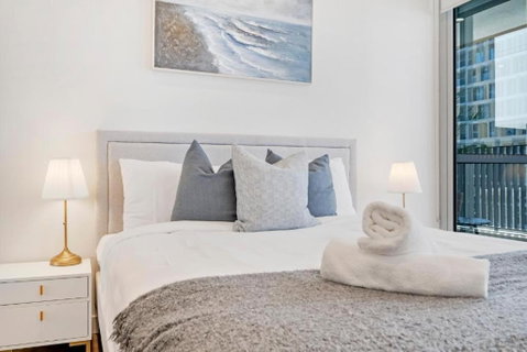 Accor Stadium Luxury - 3 Bed 2 Baths, Sleeps 6, Pool, Parking If Available- NO PARTIES - Northern Rivers Accommodation 3